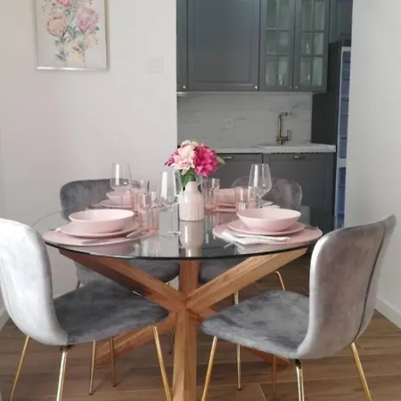 Schoener Urlaub By Interhome Apartment Poreč